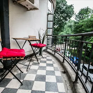 Apartament Cismigiu Garden Studio